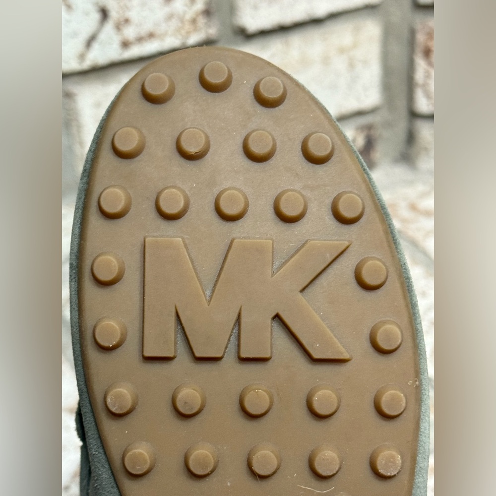 Michael Kors Sutton Olive Green Suede Moccasin Loafer with Bow Comfortable Flats - Picture 7 of 7